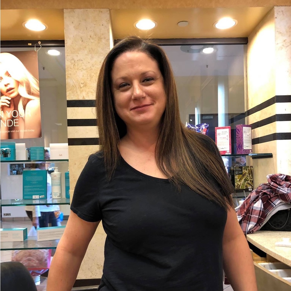 Meet your Posher, Laurie